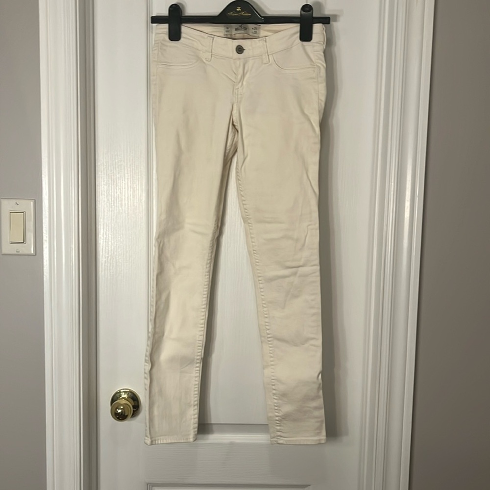 White Hollister Skinny Jeans